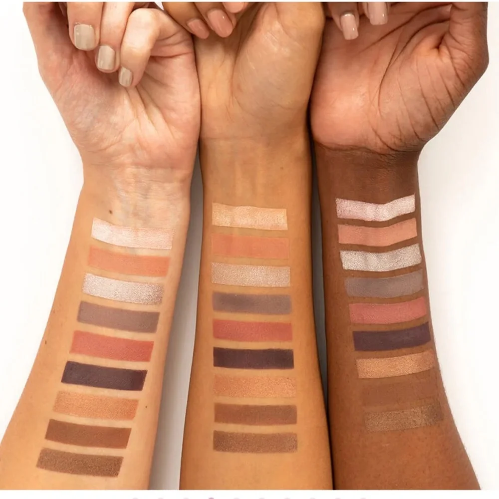 Winky Lux Cashmere Kitten eye shadow palette